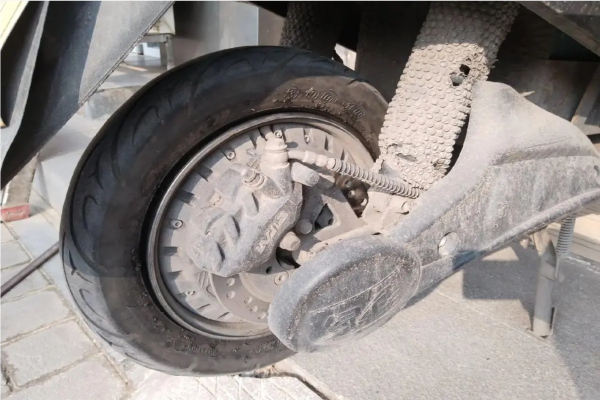 新竹市电动车补胎换胎